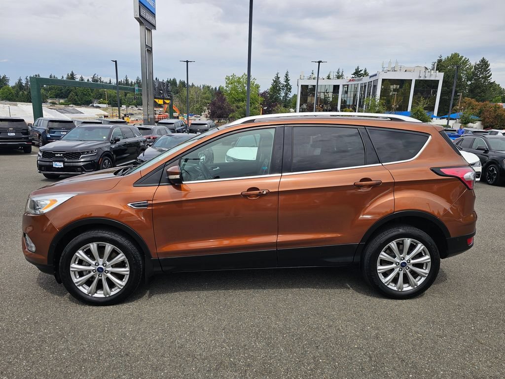Used 2017 Ford Escape Titanium w/ Canadian Touring Package AWD/4WD image 8