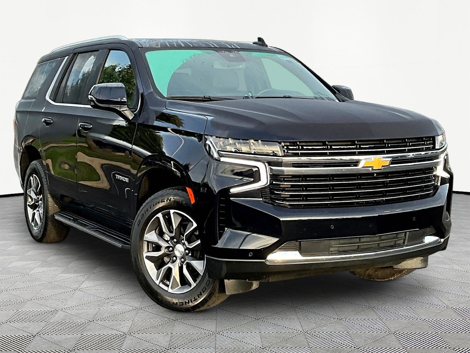 Used 2023 Chevrolet Tahoe LT w/ LT Signature Plus Package AWD/4WD image 3