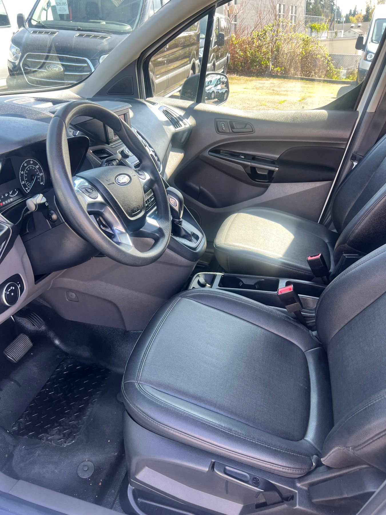 Used 2020 Ford Transit Connect XL image 10