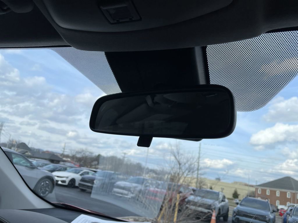 Used 2020 Toyota C-HR Limited image 27