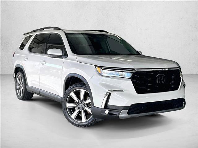 Used 2023 Honda Pilot Elite image 12