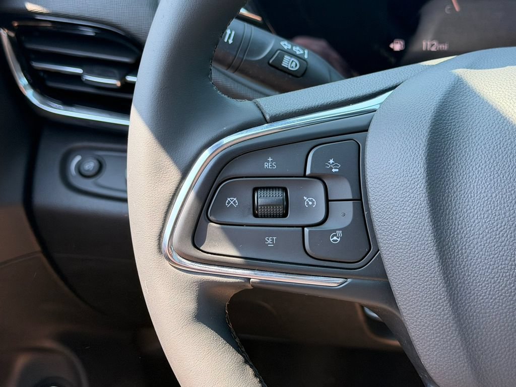Certified 2024 Buick Envista Avenir FWD image 32