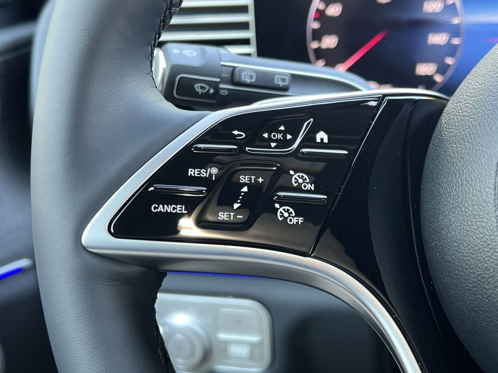 New 2026 Mercedes-Benz GLE 350 4MATIC image 30