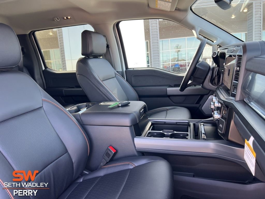 New 2026 Ford F350 Lariat w/ Black Appearance Package image 17