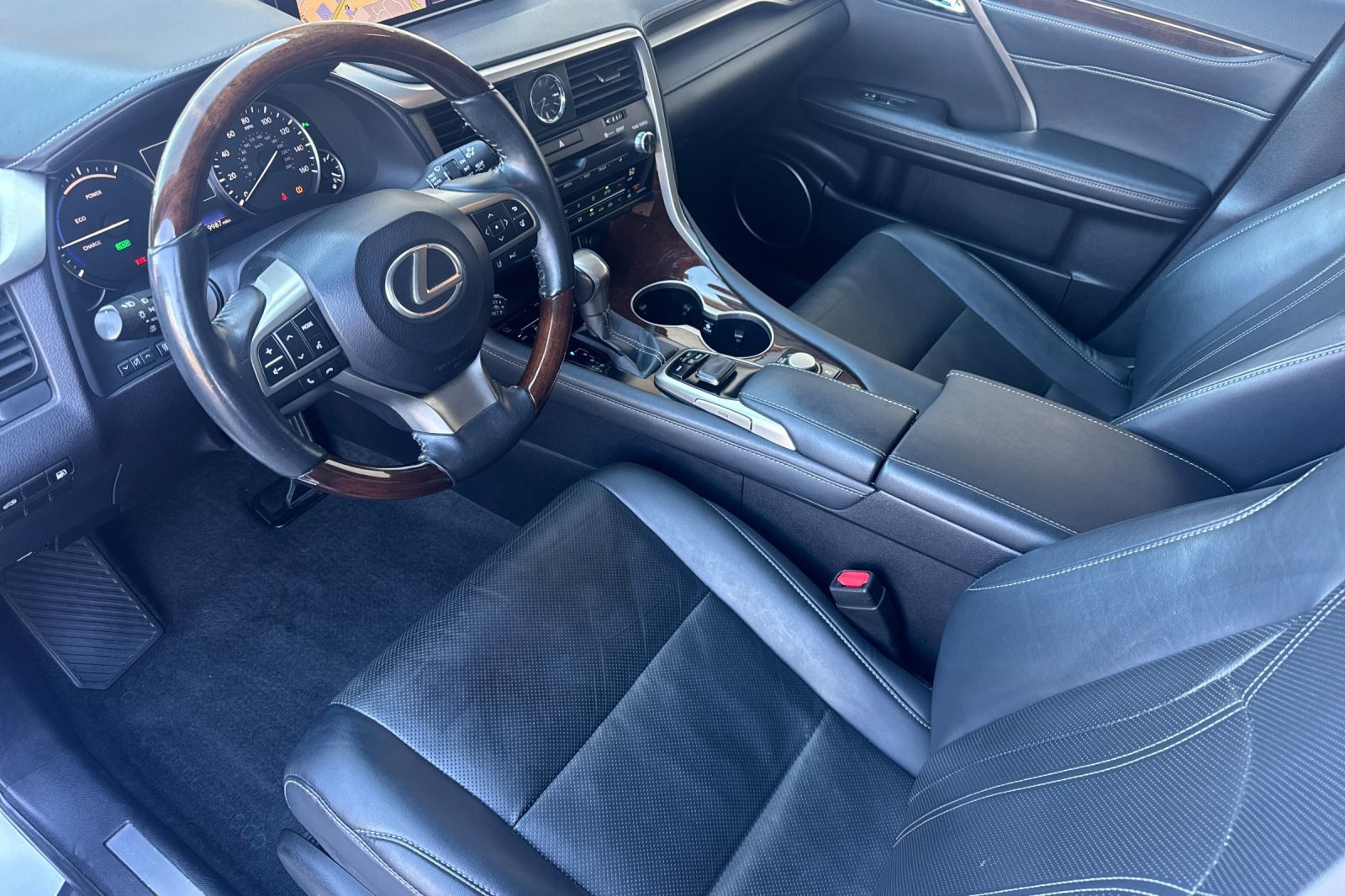 Used 2016 Lexus RX 450h AWD w/ Cold Weather Package image 14