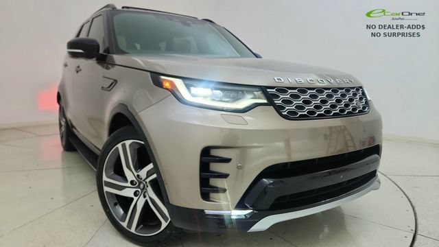 Used 2024 Land Rover Discovery Metropolitan Edition AWD/4WD image 16
