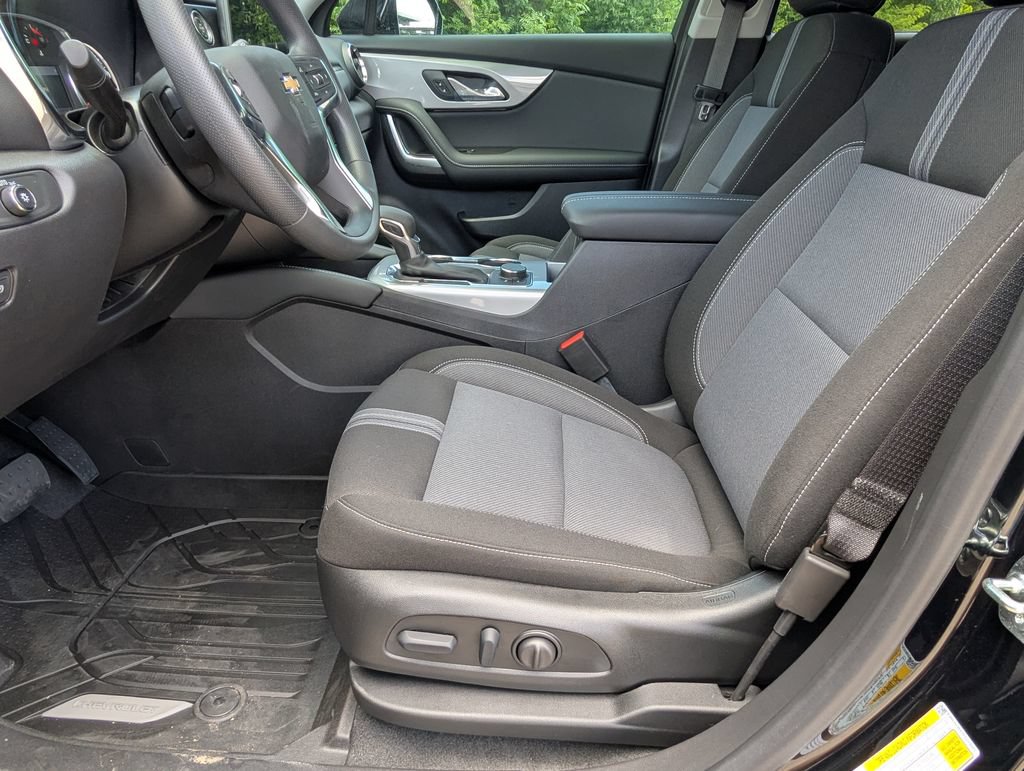 New 2026 Chevrolet Blazer LT w/ LPO, Floor Liner Package FWD image 9
