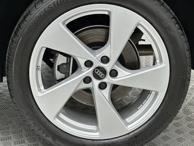 Used 2025 Audi Q5 Premium w/ Premium Plus AWD/4WD image 10
