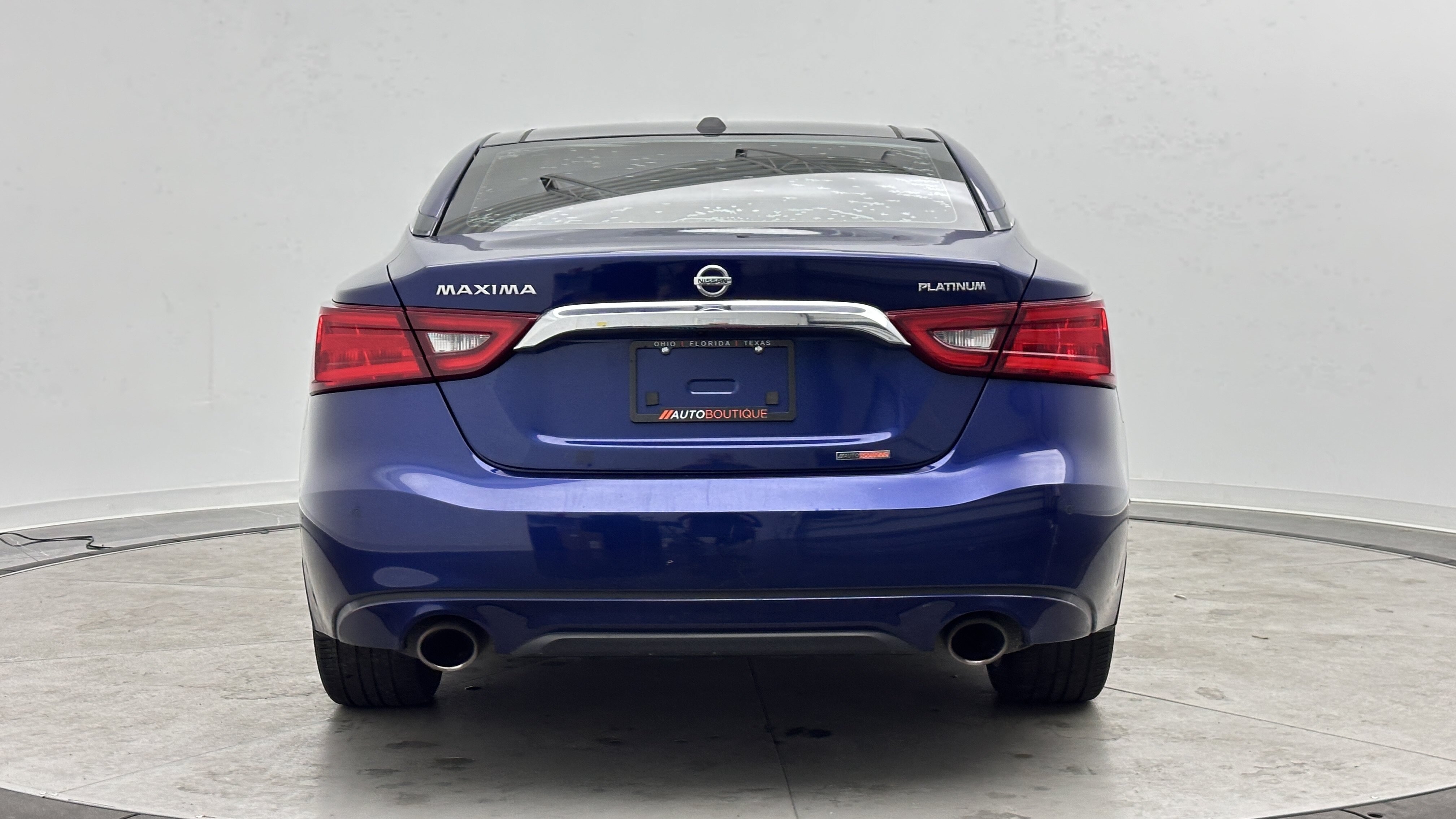 Used 2016 Nissan Maxima Platinum w/ Interior Lighting Package FWD image 8