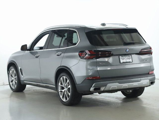Certified 2024 BMW X5 xDrive40i w/ Premium Package image 40