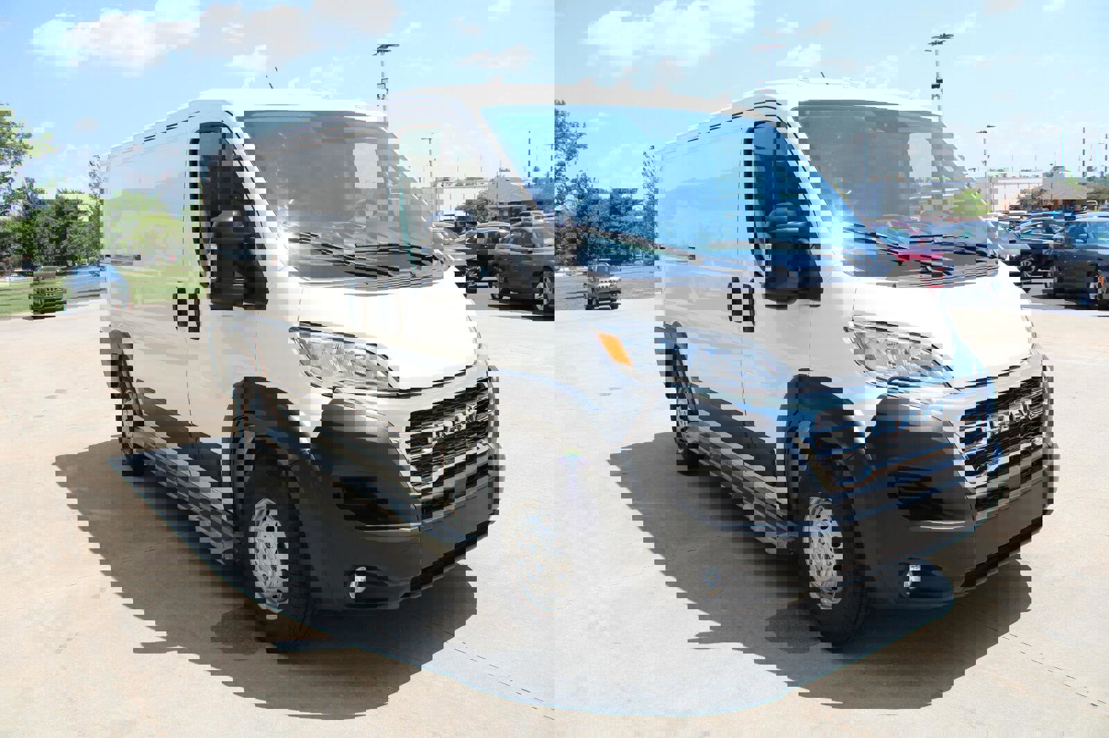 Used 2023 RAM ProMaster 2500 image 5