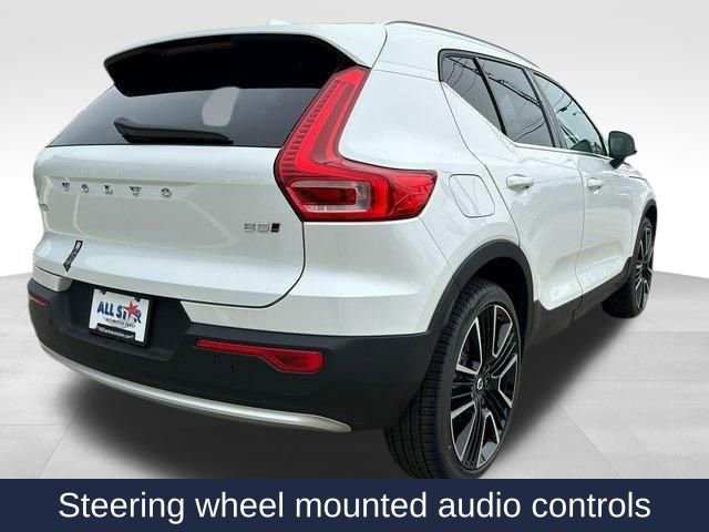 New 2025 Volvo XC40 B5 Ultra w/ Protection Package Premier image 11