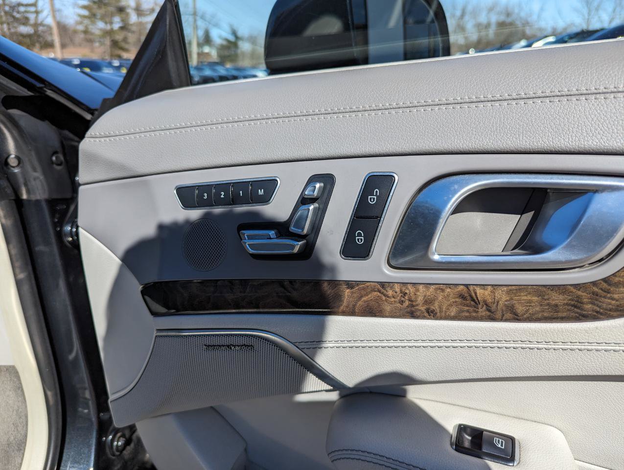 Used 2015 Mercedes-Benz SL 400 image 35