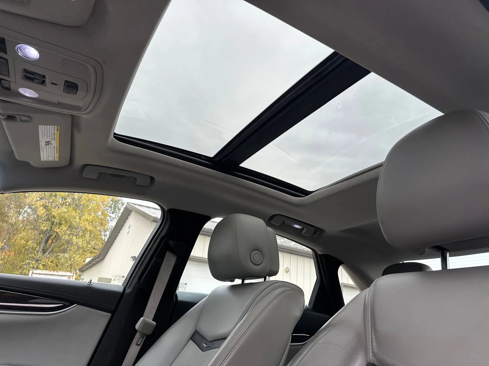 Used 2013 Cadillac XTS Luxury w/ Driver Awareness Package image 18