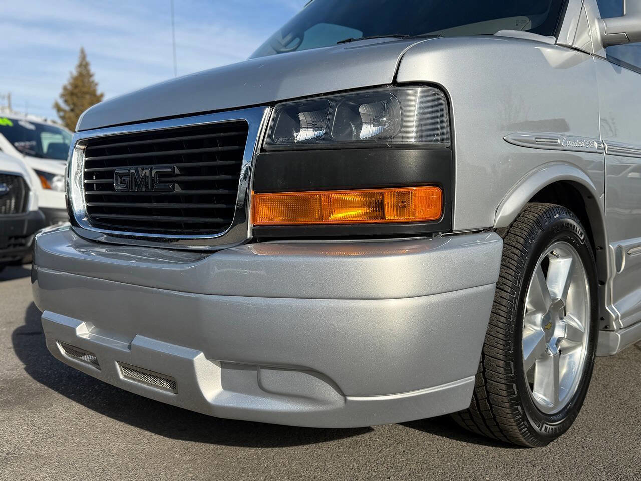 Used 2013 GMC Savana 1500 image 88