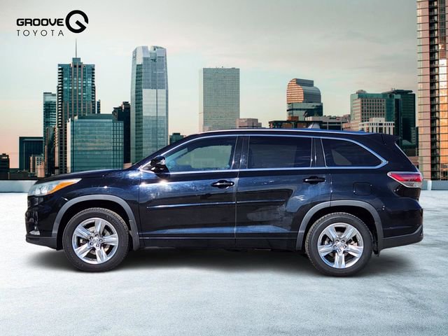 Used 2015 Toyota Highlander Limited AWD/4WD image 2