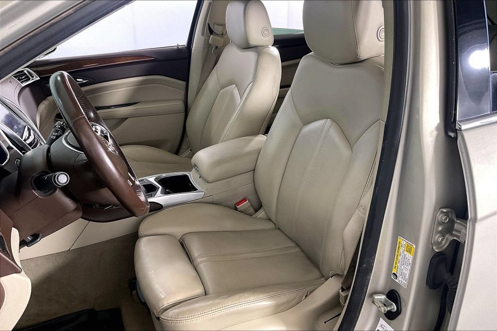 Used 2016 Cadillac SRX Luxury w/ Driver Awareness Package FWD image 34