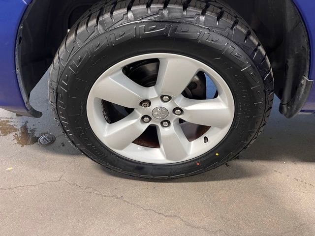 Used 2015 RAM 1500 Express RWD image 30