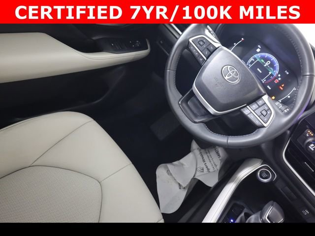 Used 2024 Toyota Grand Highlander XLE image 17