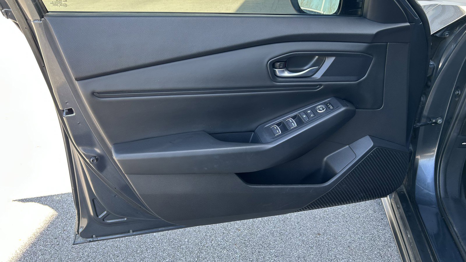 Used 2024 Honda Accord EX image 10