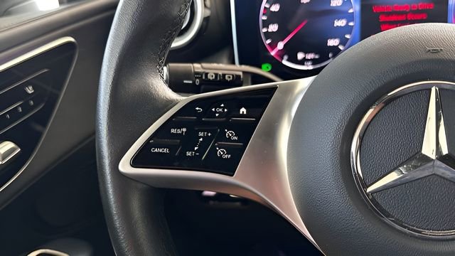 Used 2024 Mercedes-Benz GLC 300 4MATIC image 49