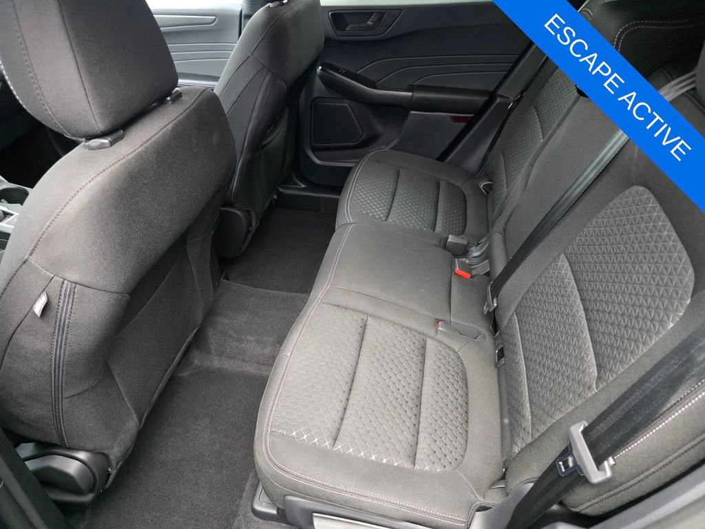 Used 2026 Ford Escape Active w/ Tech Pack #1 FWD image 13