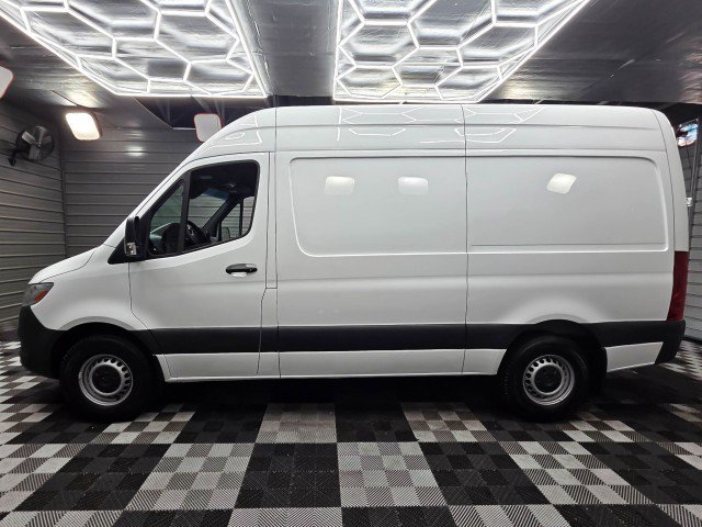 Used 2024 Mercedes-Benz Sprinter 2500 image 9