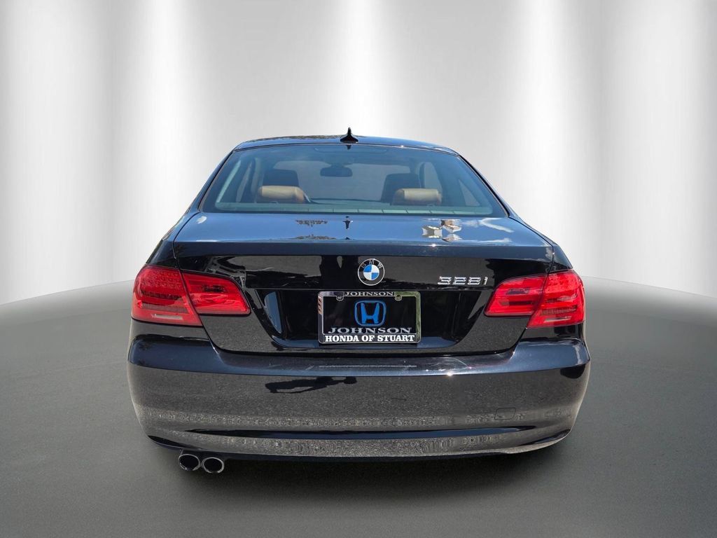 Used 2013 BMW 328i Coupe RWD image 4