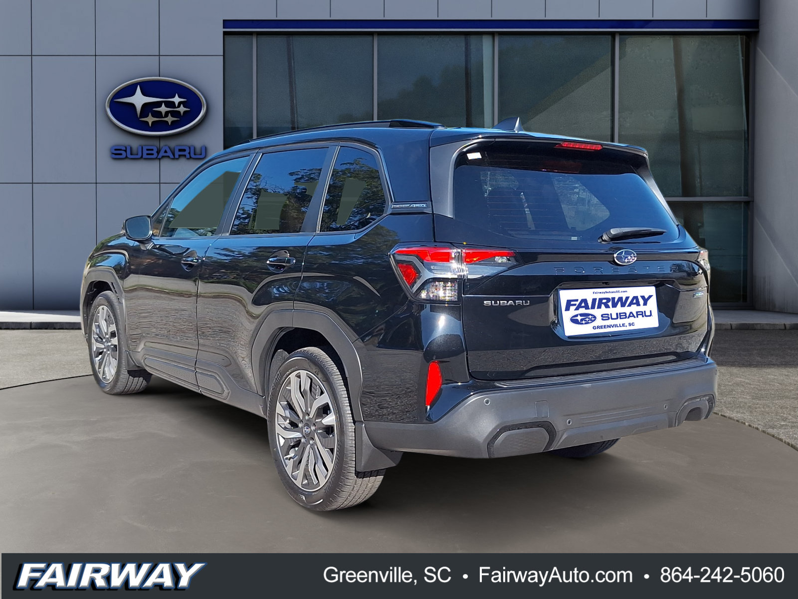 Used 2025 Subaru Forester Touring AWD/4WD image 1