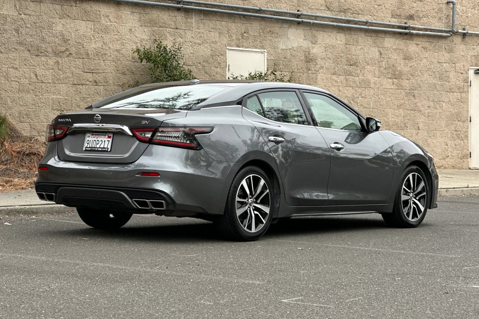 Used 2021 Nissan Maxima 3.5 SV w/ Floor Mat Group FWD image 3