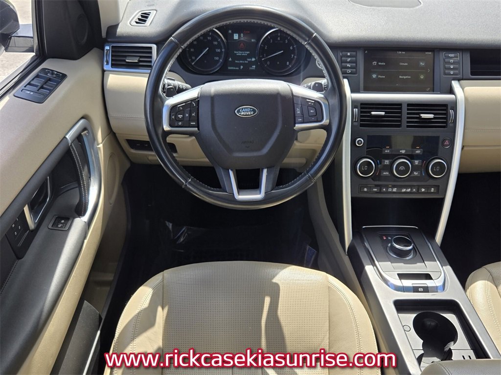 Used 2019 Land Rover Discovery Sport image 13