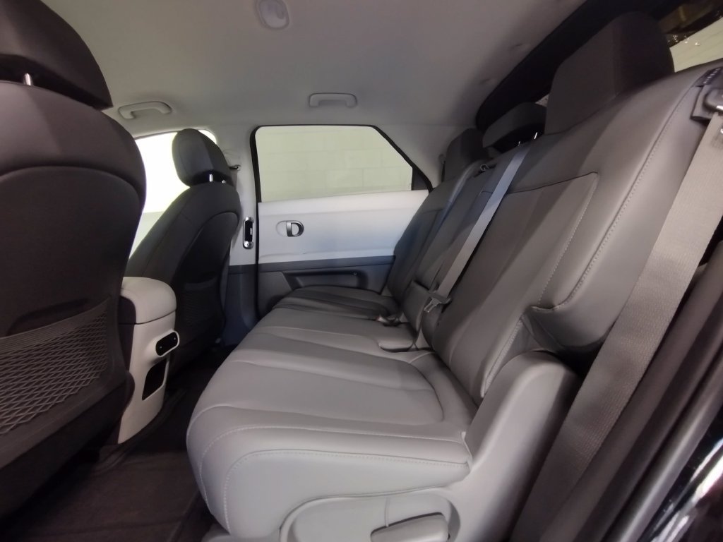New 2026 Hyundai Ioniq 5 SEL AWD/4WD image 36
