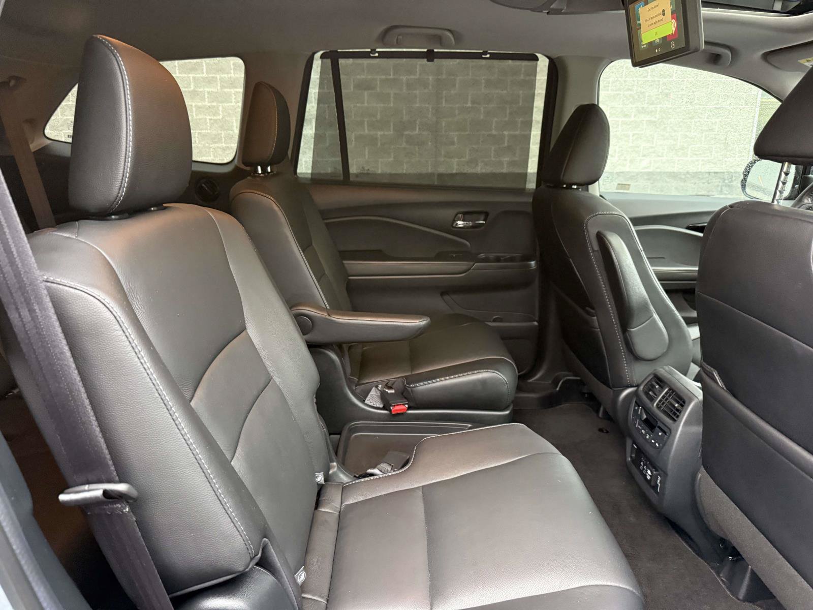 Used 2022 Honda Pilot Touring image 15