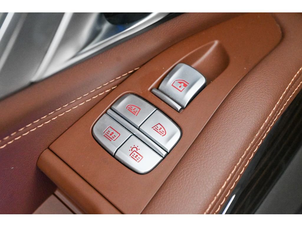 Used 2025 BMW X7 xDrive40i w/ Executive Package image 28