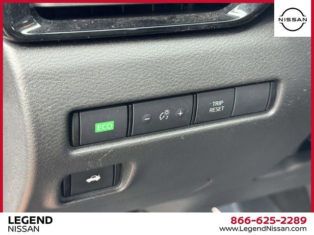 Certified 2023 Nissan Sentra SR w/ SR Premium Package image 16