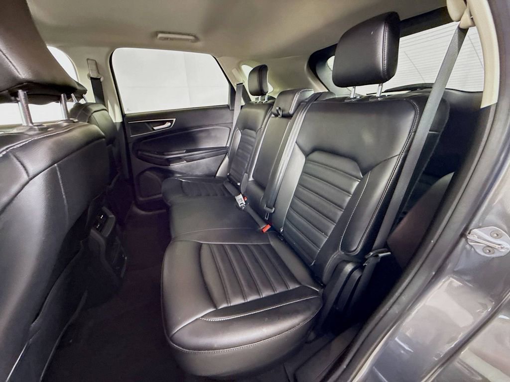 Certified 2024 Ford Edge SEL w/ Convenience Package image 4