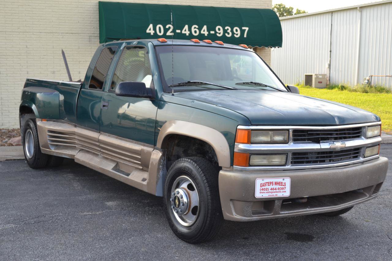 Used 1996 Chevrolet Silverado 3500 4x4 Extended Cab image 10
