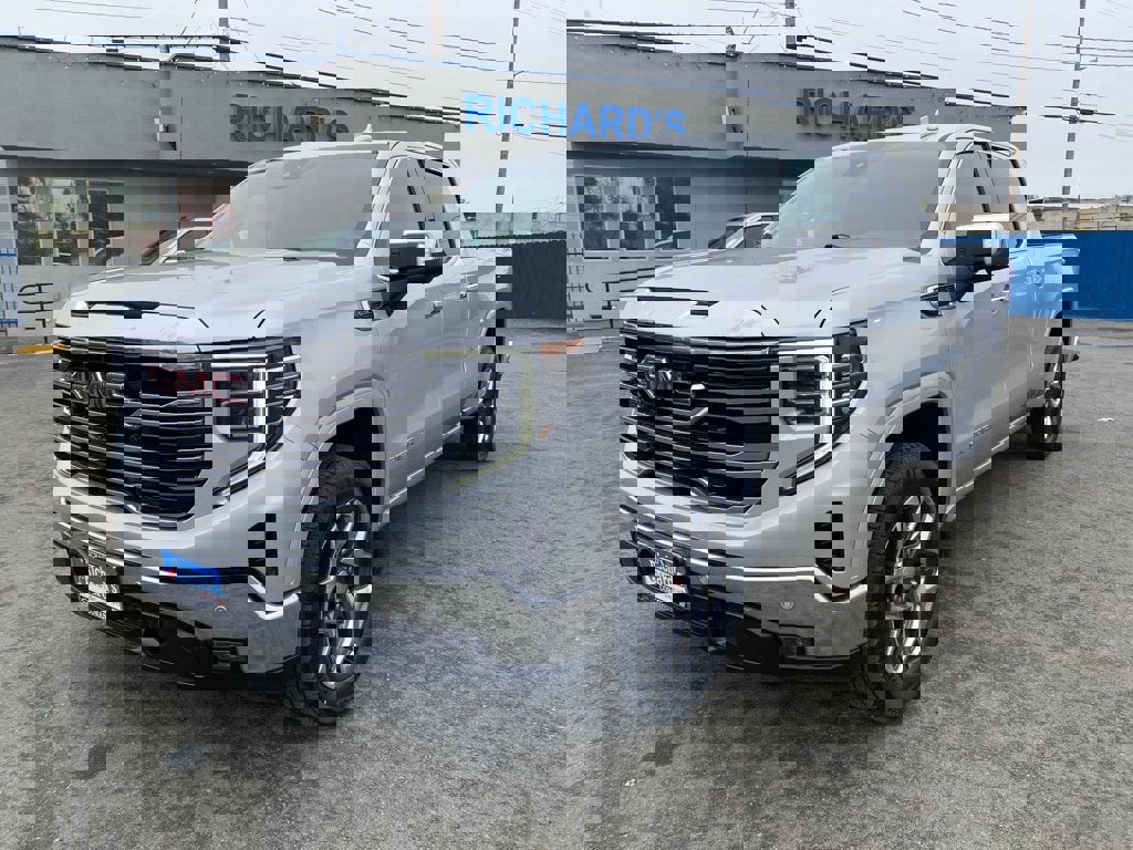 Used 2022 GMC Sierra 1500 SLT w/ SLT Premium Plus Package image 9