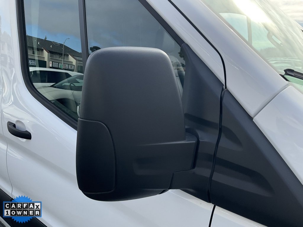 Used 2022 Ford E-Transit Medium Roof image 54