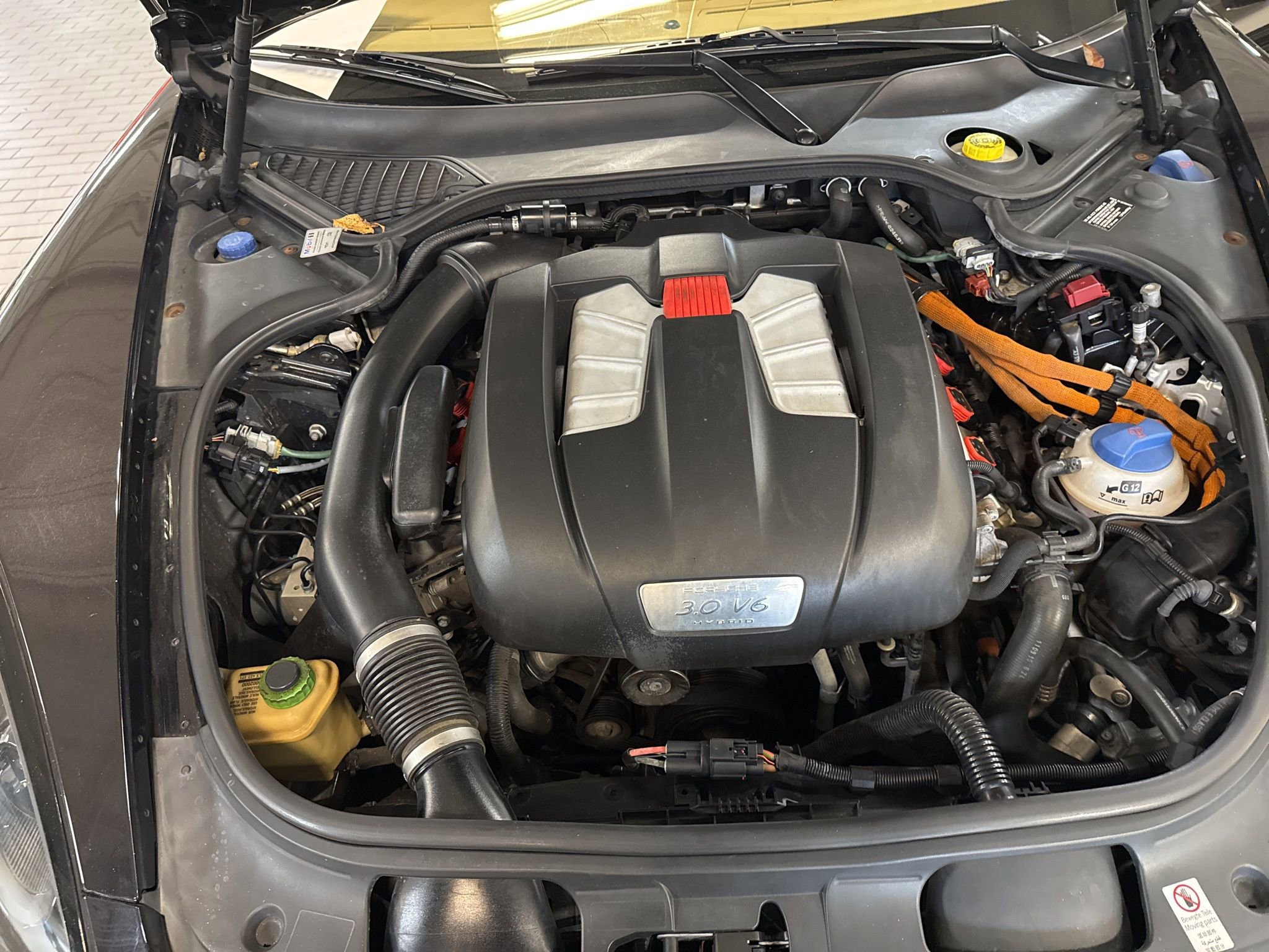 Used 2012 Porsche Panamera S image 24