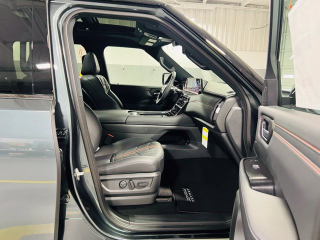 New 2026 Nissan Armada PRO-4X AWD/4WD image 39