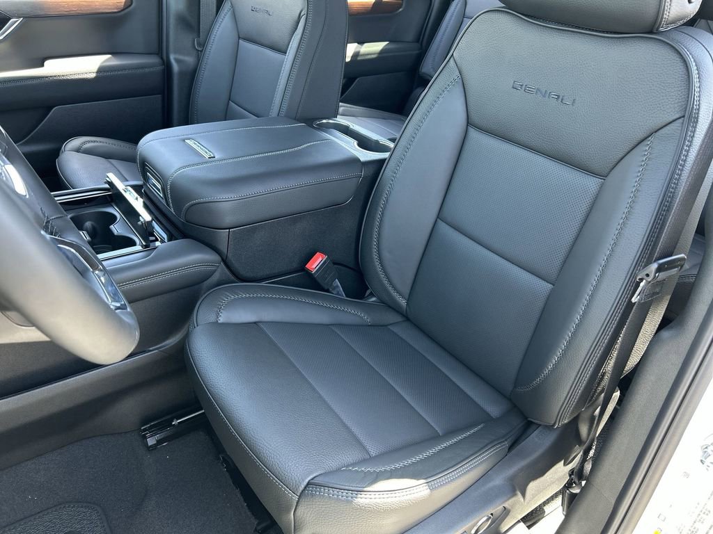 New 2026 GMC Yukon XL Denali AWD/4WD image 20