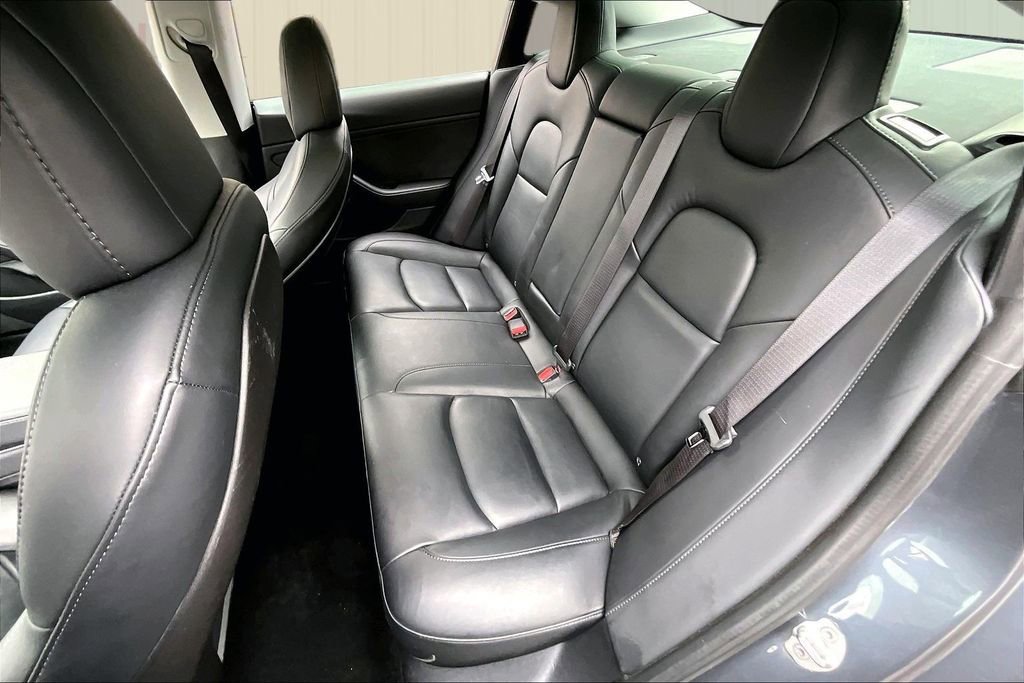 Used 2020 Tesla Model 3 Long Range image 22