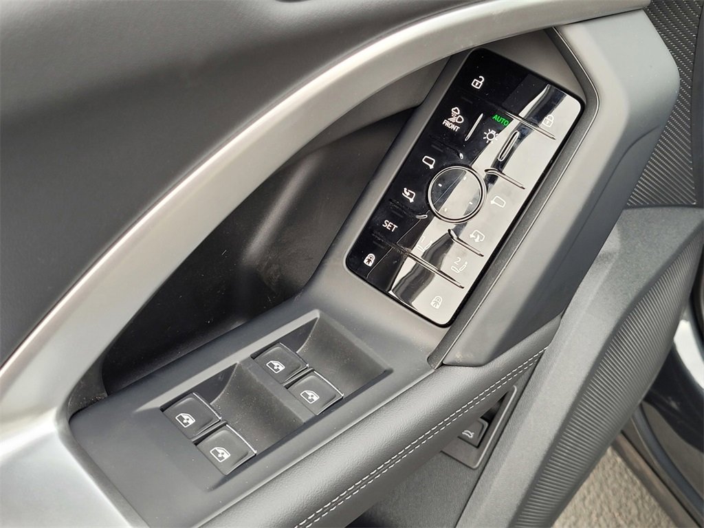 New 2025 Audi Q5 Premium Plus image 15