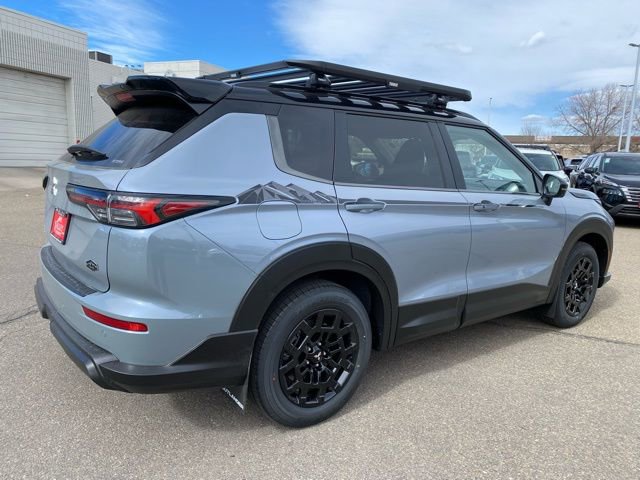 New 2026 Mitsubishi Outlander Trail Edition image 5