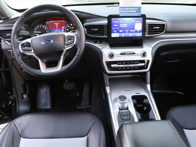 Used 2022 Ford Explorer XLT w/ Equipment Group 202A image 20