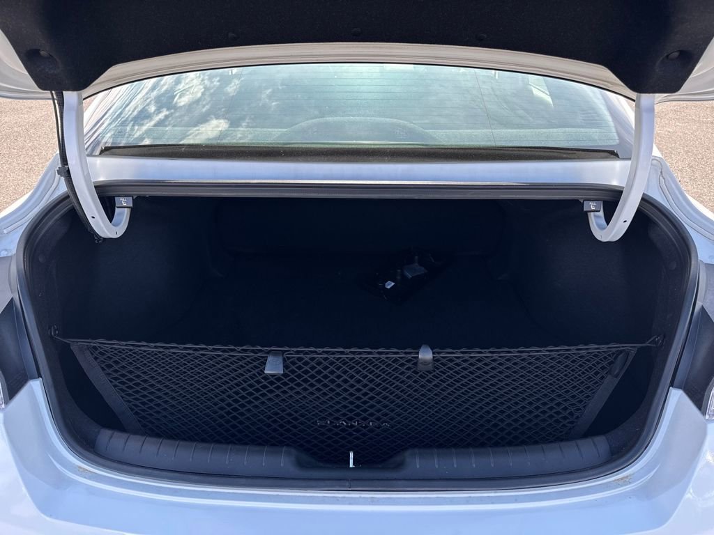 Used 2024 Hyundai Elantra SEL image 14