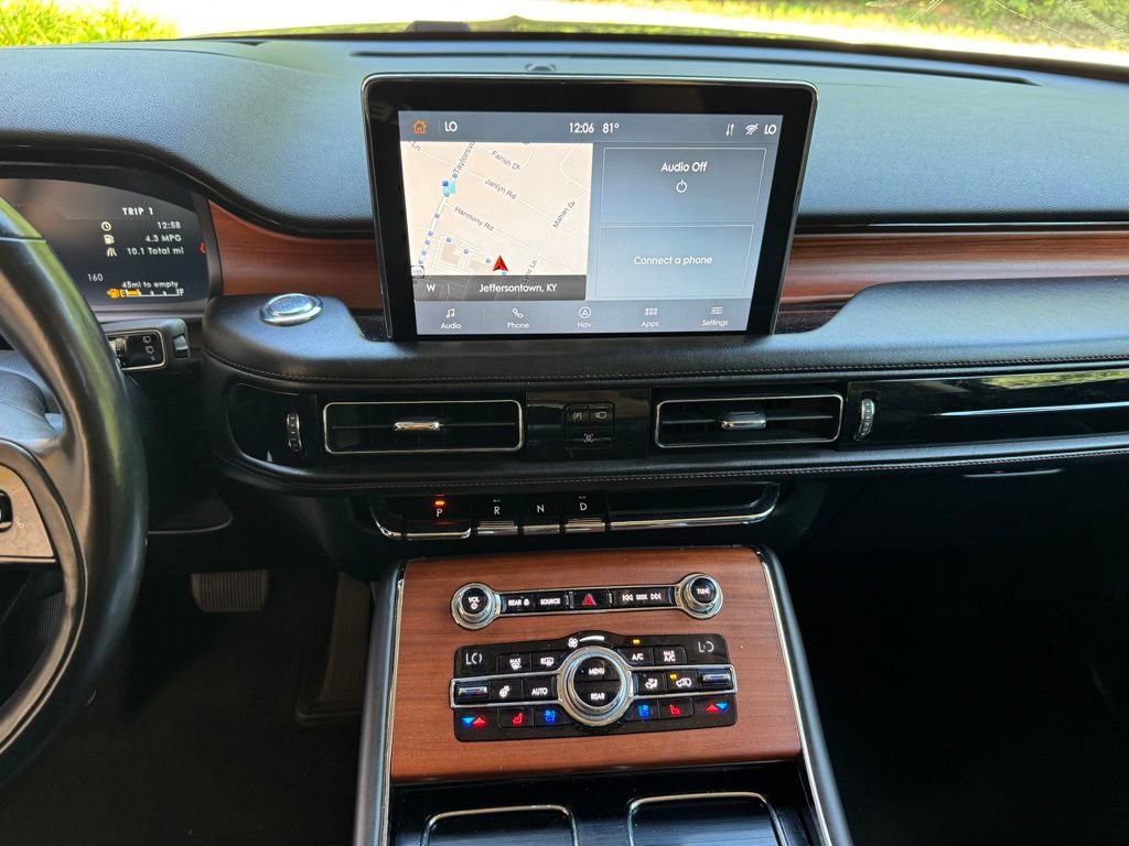 Used 2020 Lincoln Aviator Reserve w/ Equipment Group 202A AWD/4WD image 16