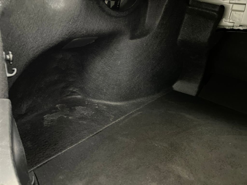 Used 2025 Toyota Camry SE FWD image 26