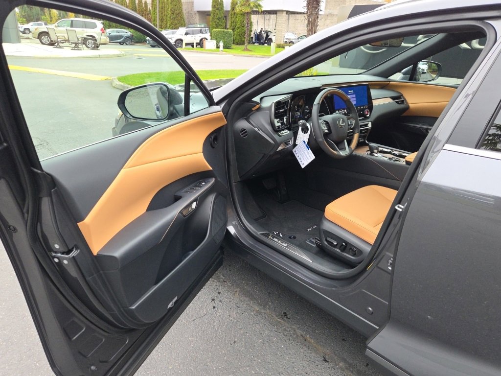 New 2026 Lexus RX 350h 350h Premium image 10